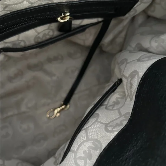 Michael Kors Hamilton Black Leather Satchel EUC - Picture 9 of 12